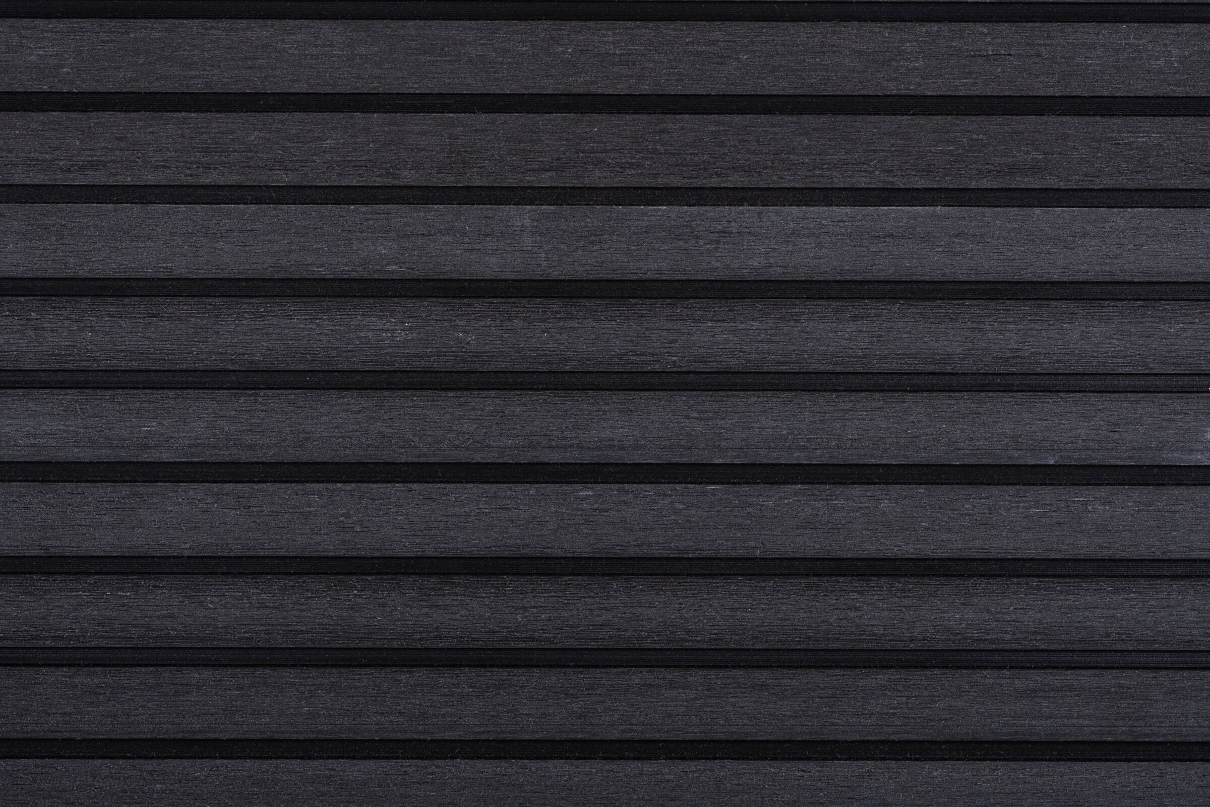 black-rhombus-pattern