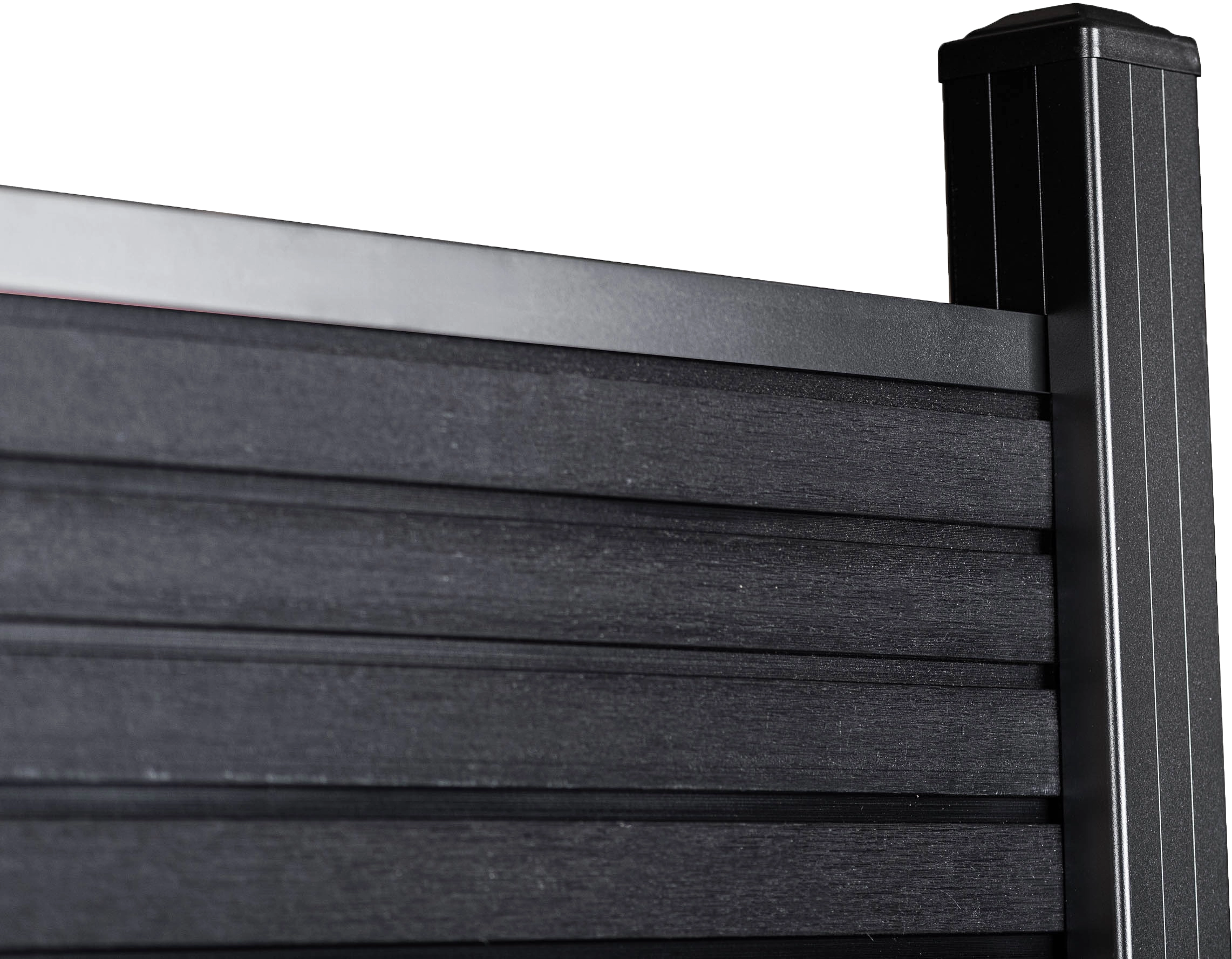 black-rhombus-vrijstaand